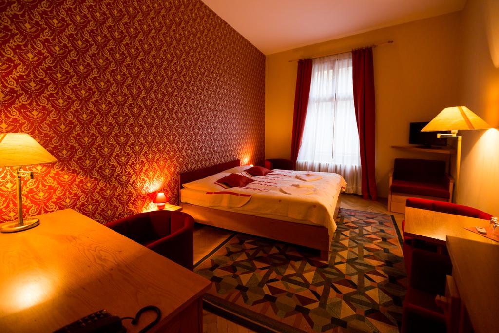 Hotel U Beranka Nachod Bagian luar foto