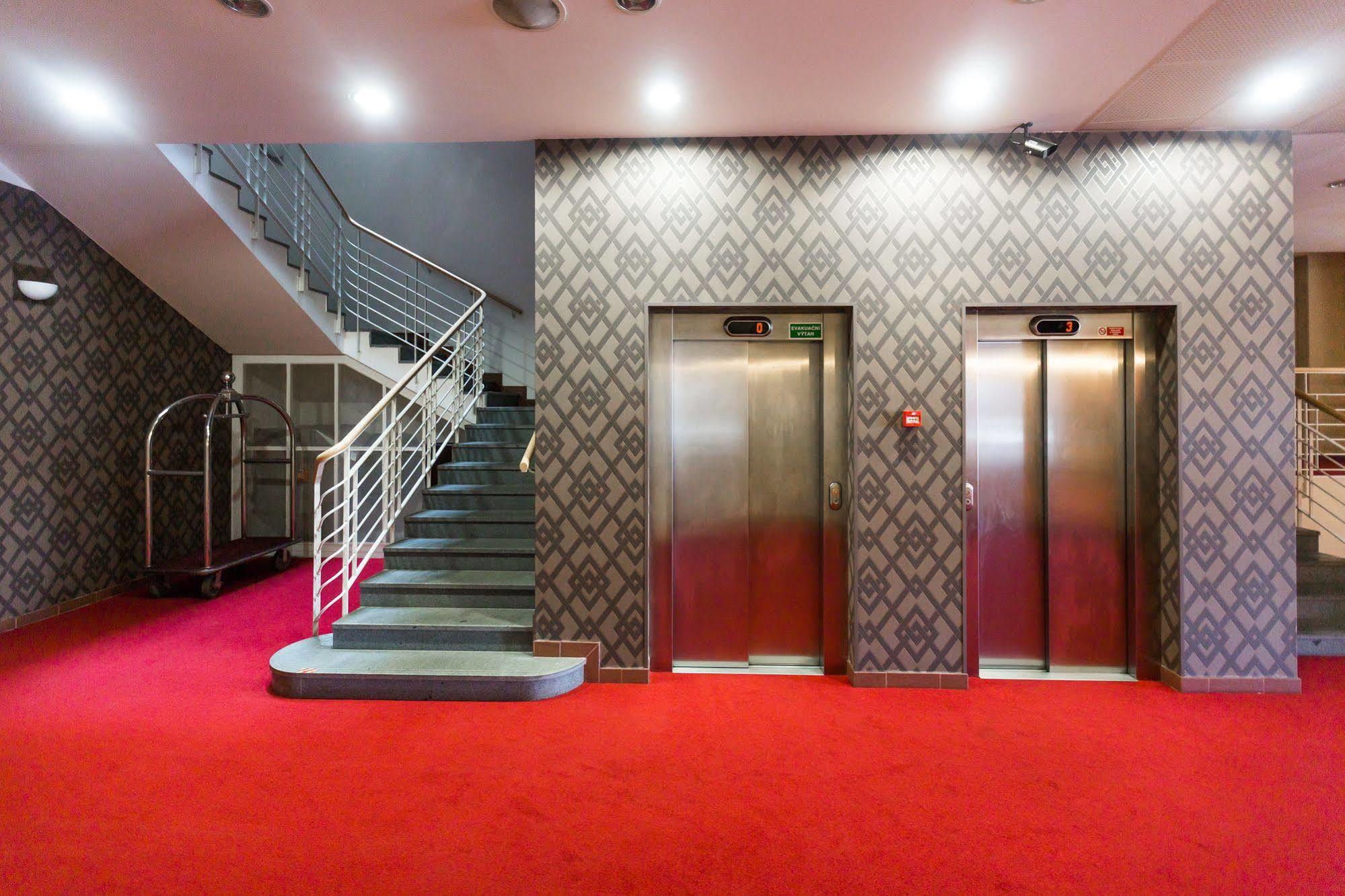 Hotel U Beranka Nachod Bagian luar foto