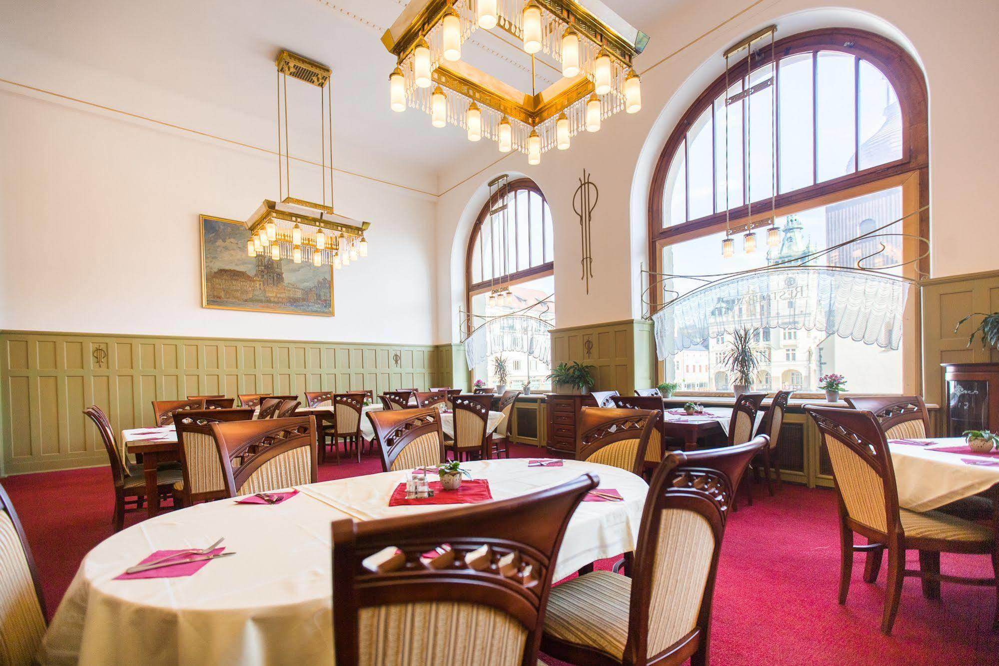 Hotel U Beranka Nachod Bagian luar foto