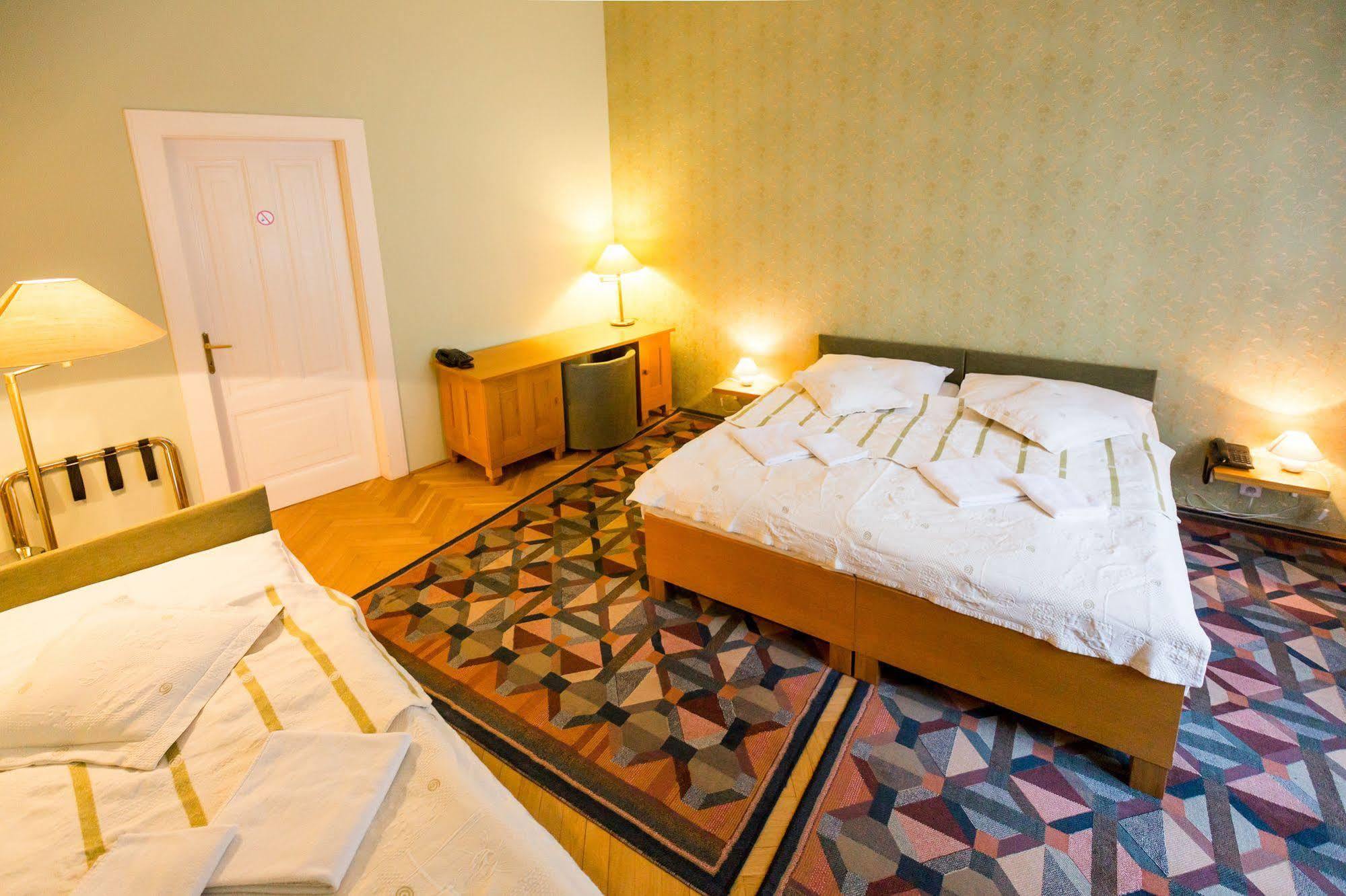 Hotel U Beranka Nachod Bagian luar foto