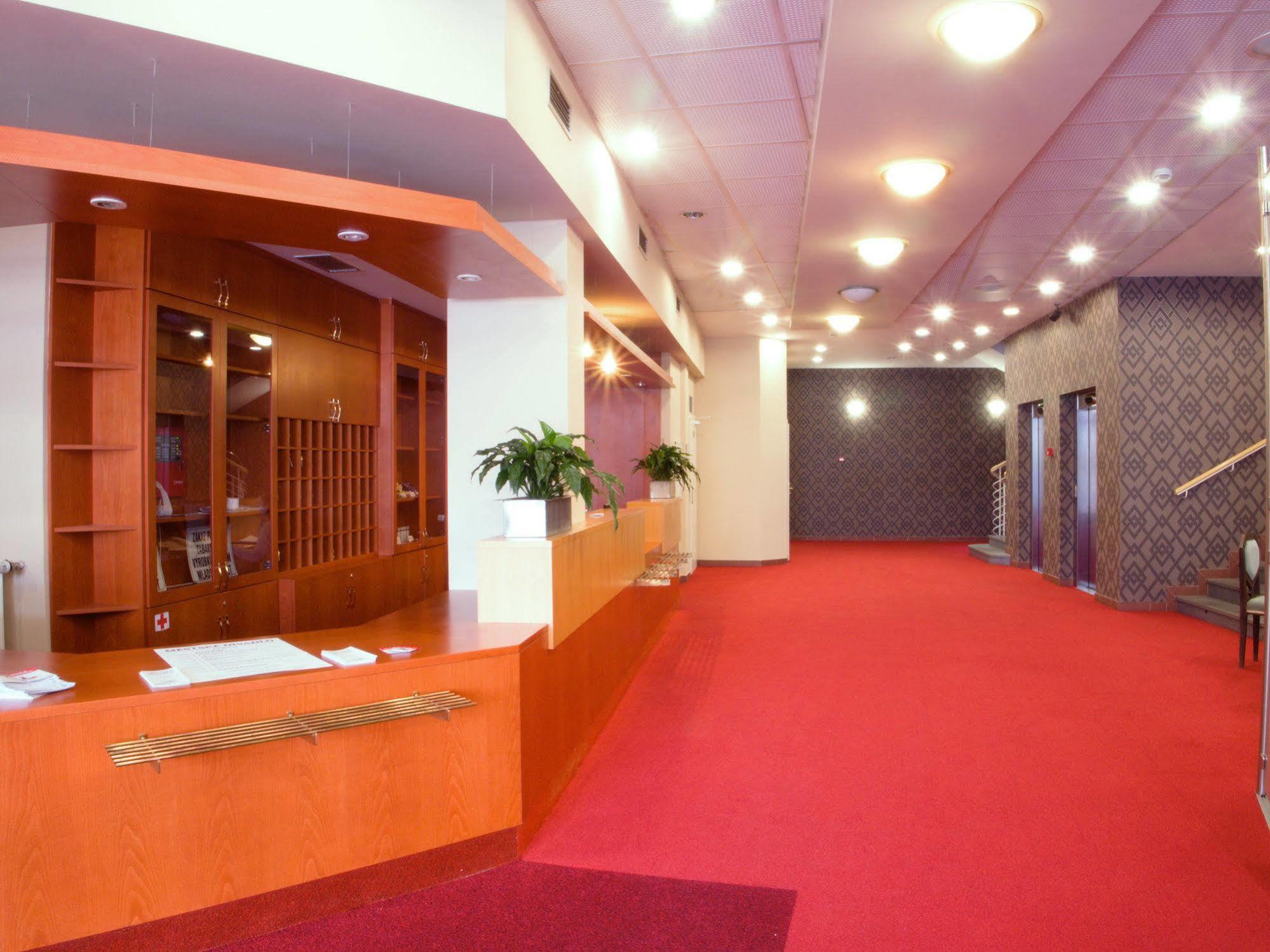 Hotel U Beranka Nachod Bagian luar foto